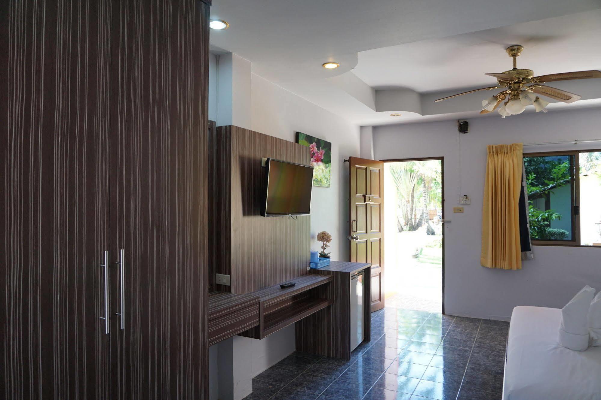 Resort Club Coconut 2*